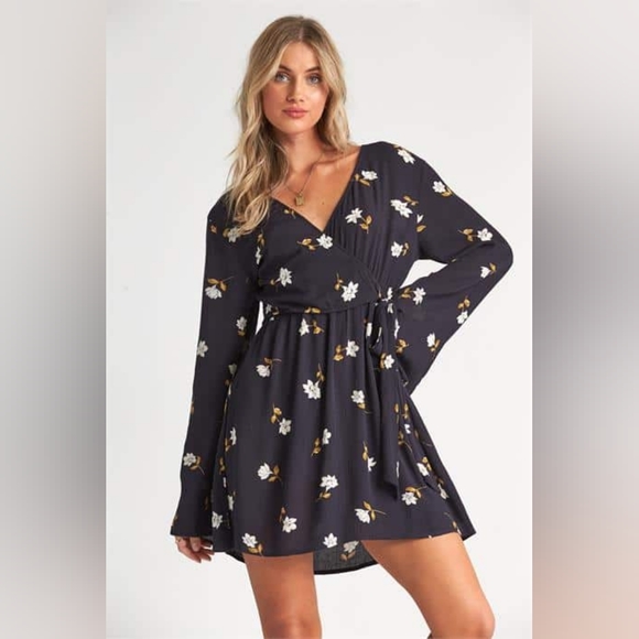 Billabong - Side Out - Floral Mini Dress - Picture 2 of 5